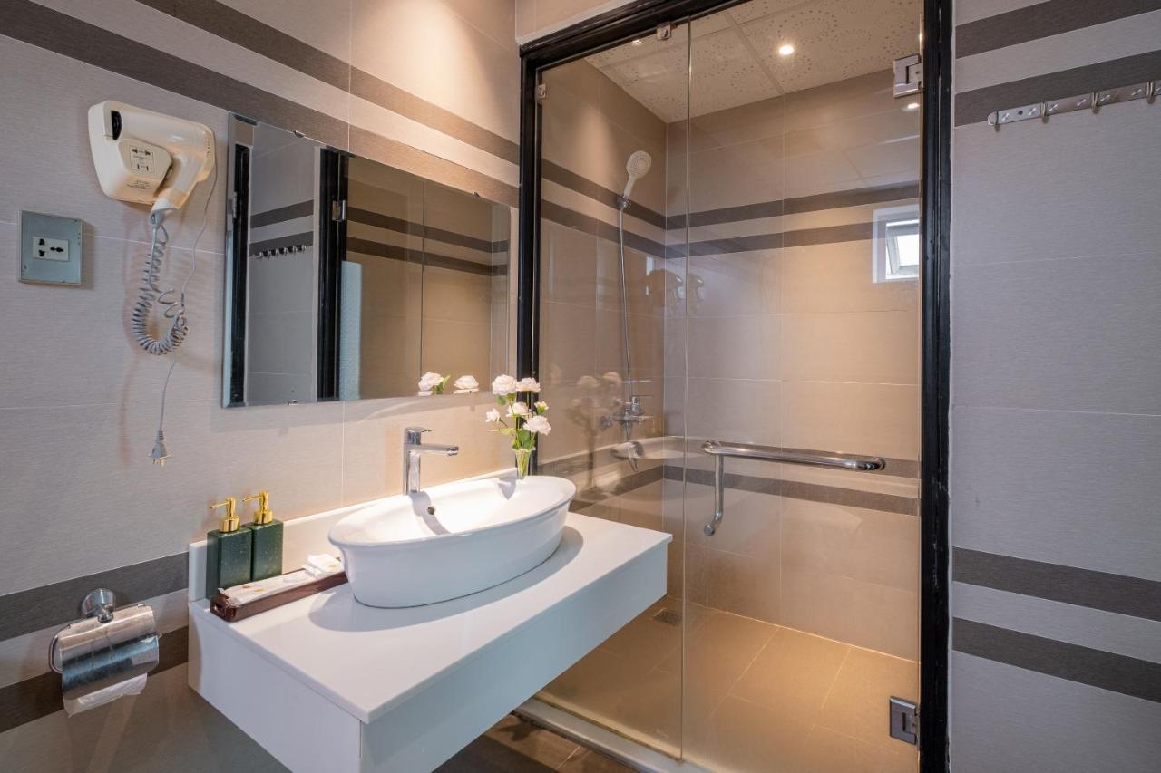 Adina Hotel Дананг Экстерьер фото