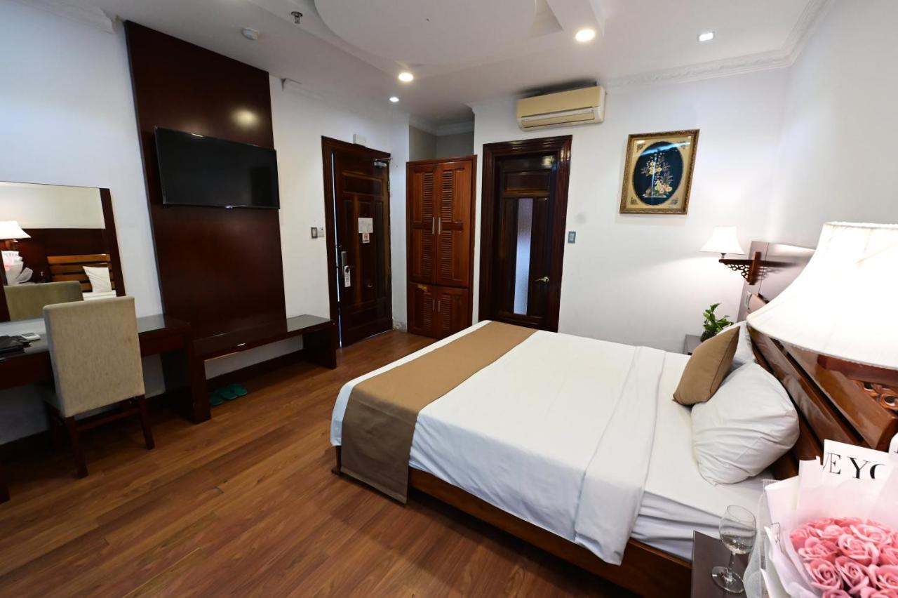 Adina Hotel Дананг Экстерьер фото